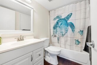 125 Shore Ct, Unit 304a in North Palm Beach, FL - Building Photo - Building Photo
