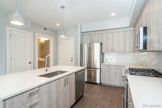 431 E Bayaud Ave-Unit -R-204 in Denver, CO - Building Photo - Building Photo