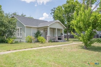 1002 S 13th St in Temple, TX - Building Photo - Building Photo