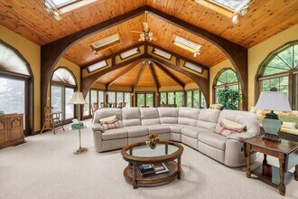 451 Merlin Rd in Phoenixville, PA - Building Photo - Building Photo