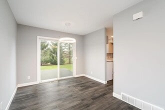 411-413 Belle Aire Dr in Champlin, MN - Building Photo - Building Photo