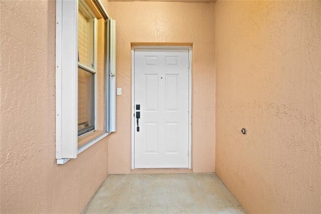 243 Coral Trace Ln in Delray Beach, FL - Building Photo - Building Photo