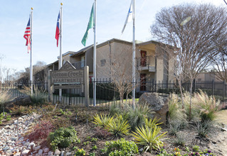 Cotton Creek Apartments in Grand Prairie, TX - Building Photo - Building Photo