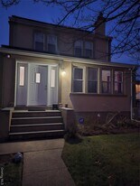 85 Bucknell Rd in Valley Stream, NY - Building Photo