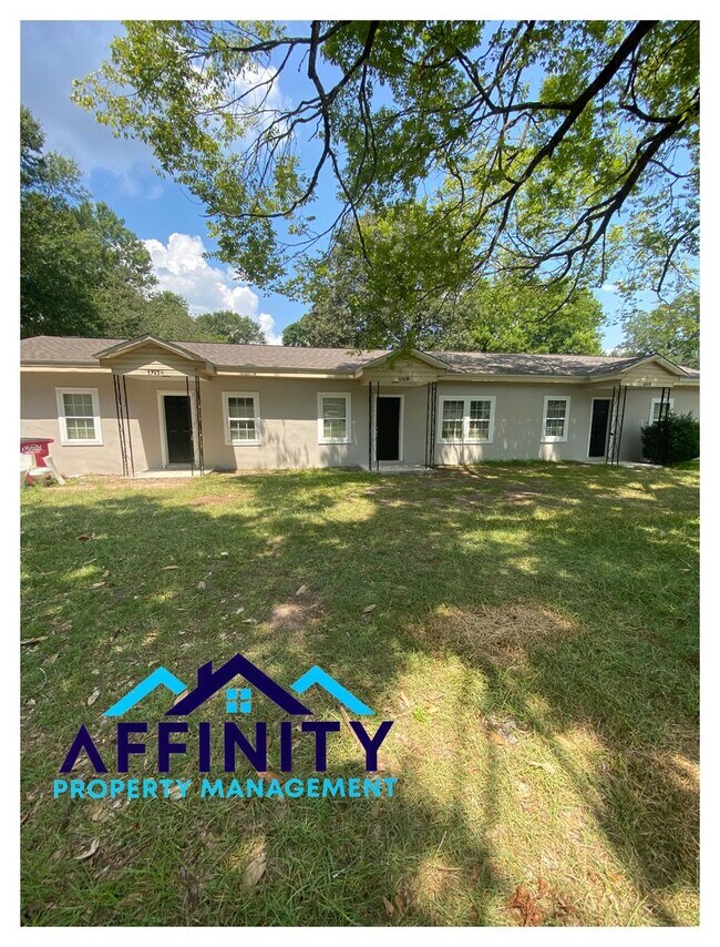 5749 Knowles Dr-Unit -5745 in Macon, GA - Building Photo - Building Photo