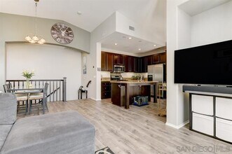 11901 Miro Cir in San Diego, CA - Building Photo - Building Photo