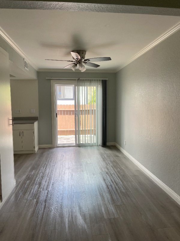 17706 Scherzinger Ln in Santa Clarita, CA - Building Photo - Building Photo