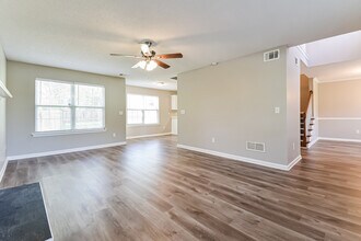 5144 Meadows Lake Dr in Powder Springs, GA - Building Photo - Building Photo