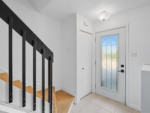 66 Rue des Hurons in Gatineau, QC - Building Photo - Building Photo