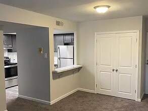 500 E Upsal St, Unit A in Philadelphia, PA - Building Photo - Building Photo