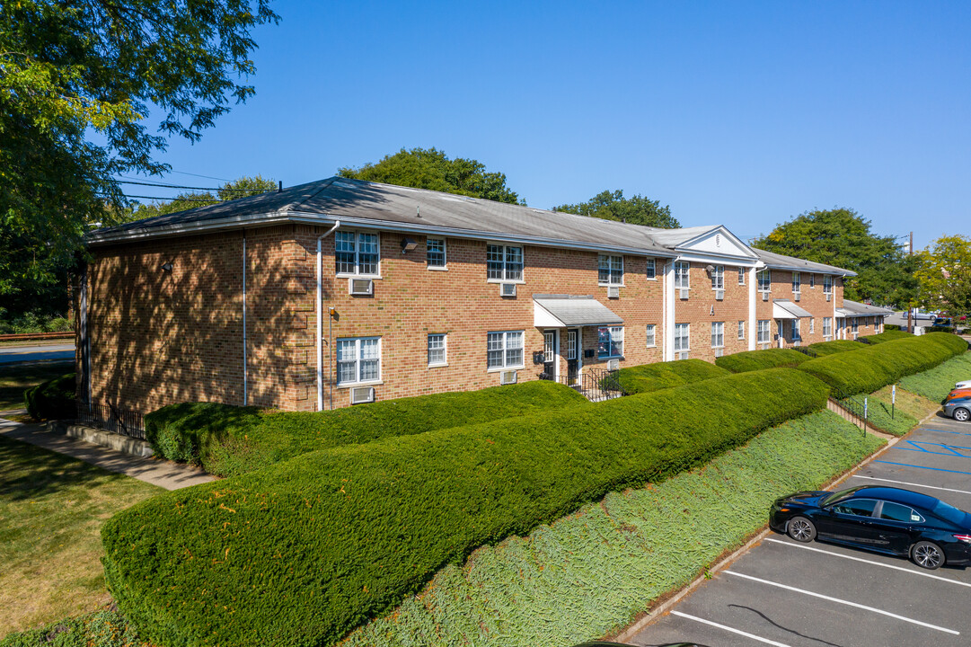 Valley in Westwood, NJ - Building Photo