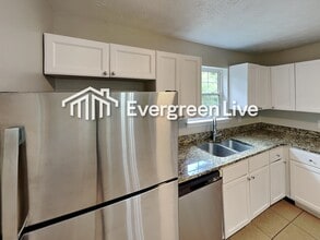 803 Durham Trail in Stone Mountain, GA - Building Photo - Building Photo