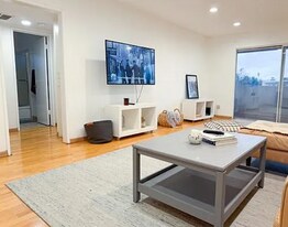 6342 Morse Ave in Los Angeles, CA - Building Photo