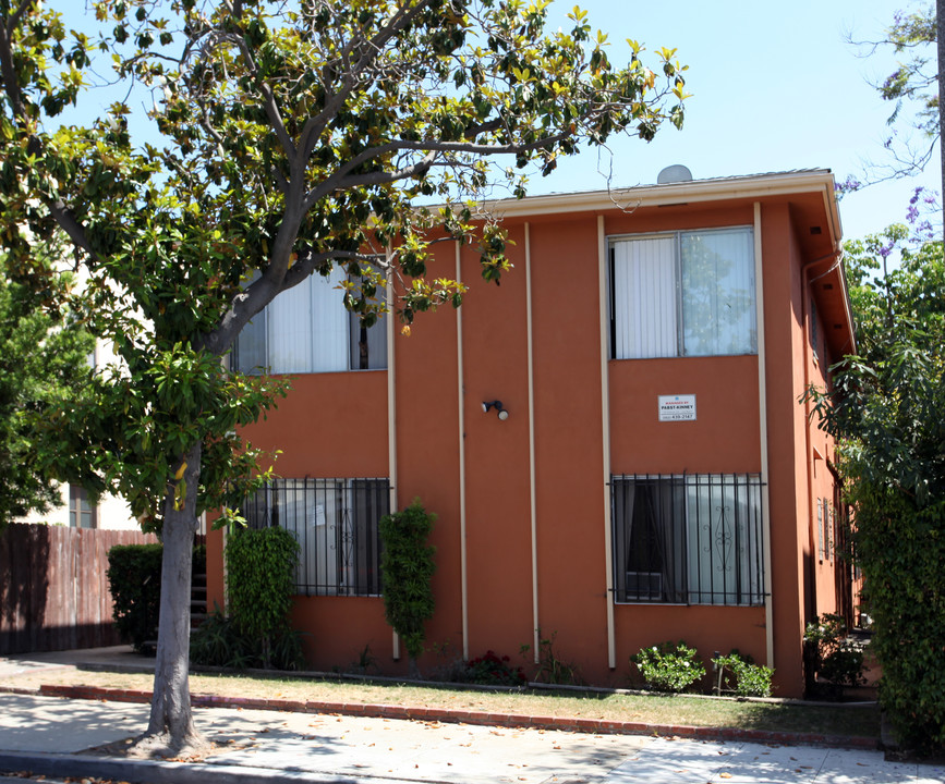 1706 E Erie St in Long Beach, CA - Foto de edificio