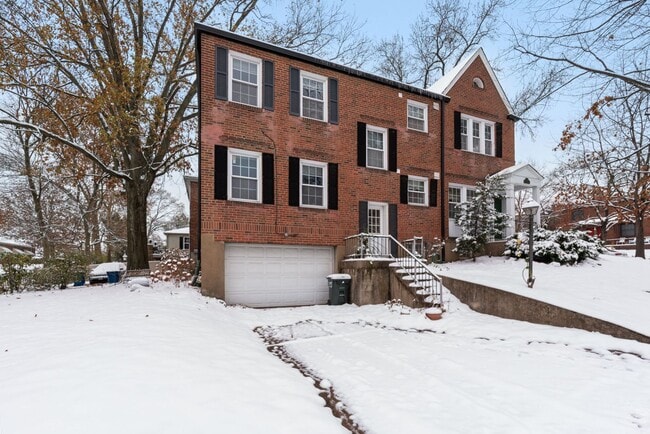 7710 Brookline Terrace in Richmond Heights, MO - Building Photo - Building Photo