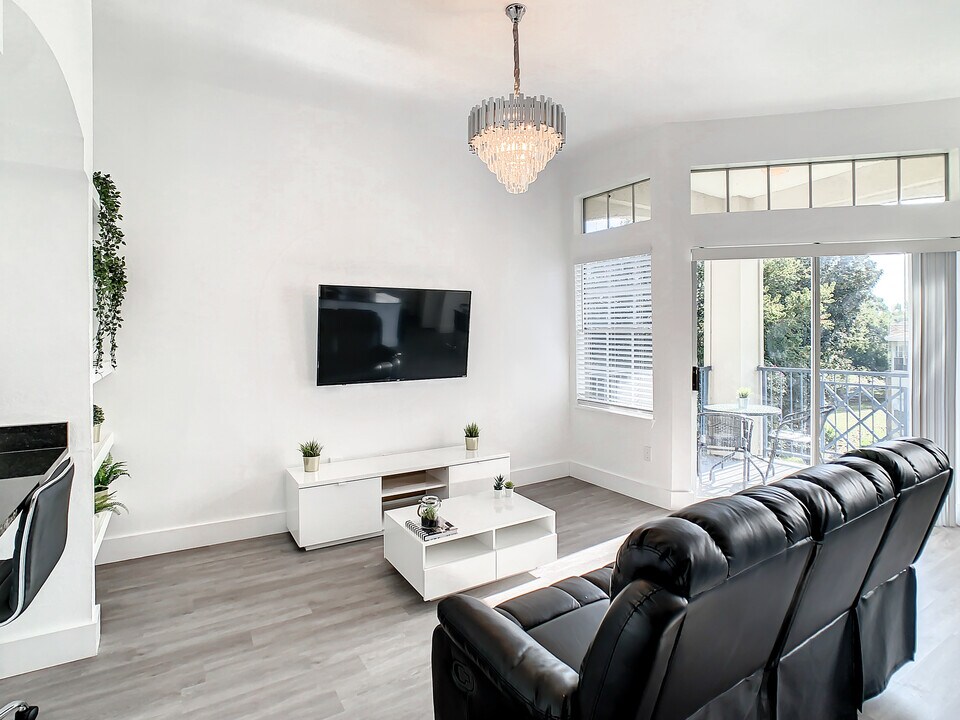 7240 Westpointe Blvd, Unit 1135 in Orlando, FL - Building Photo