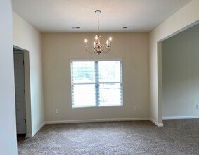 2700 Feldspar Way in Riverdale, GA - Building Photo - Building Photo
