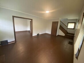 500 W Parkwood Dr in Dayton, OH - Building Photo - Building Photo