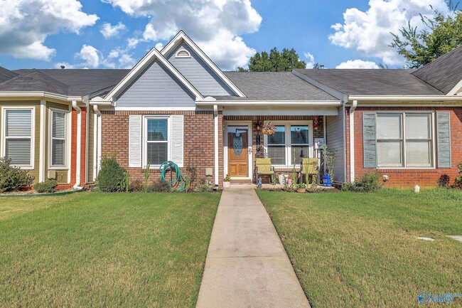 1512 Forestview Dr SW