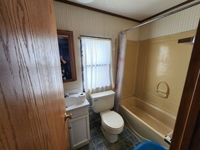 611 Dallas Rd in Cheyenne, WY - Building Photo - Building Photo