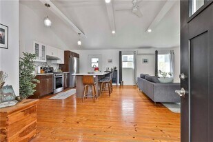 2037 Lively Ridge Rd NE in Atlanta, GA - Building Photo