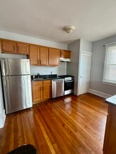 104 Forrest Ave, Unit 3 in Narberth, PA - Foto de edificio - Building Photo