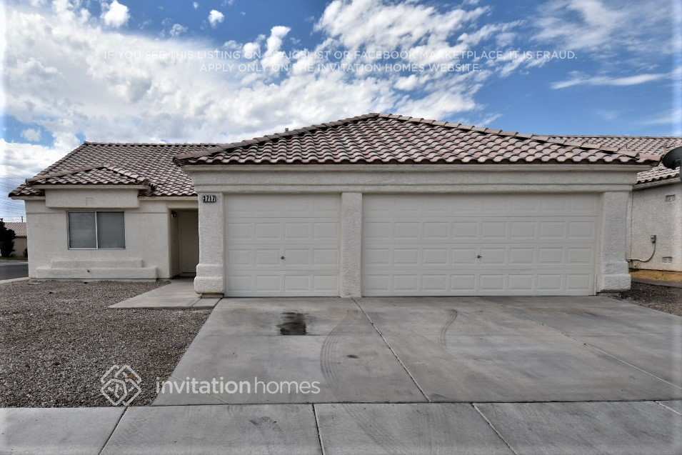 3717 St Charles Ct in North Las Vegas, NV - Building Photo