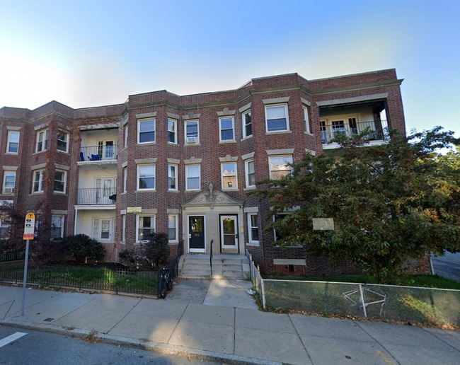 property at 209 Chestnut Hill Ave