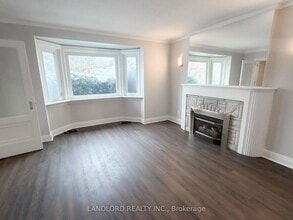 3 Davies Crescent in Toronto, ON - Building Photo - Building Photo