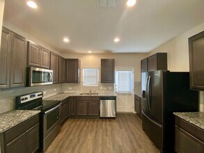 132 Eugene Pass in New Braunfels, TX - Building Photo - Building Photo