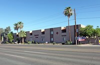Primary Photo - Harbor View Apartments in Phoenix, Arizona