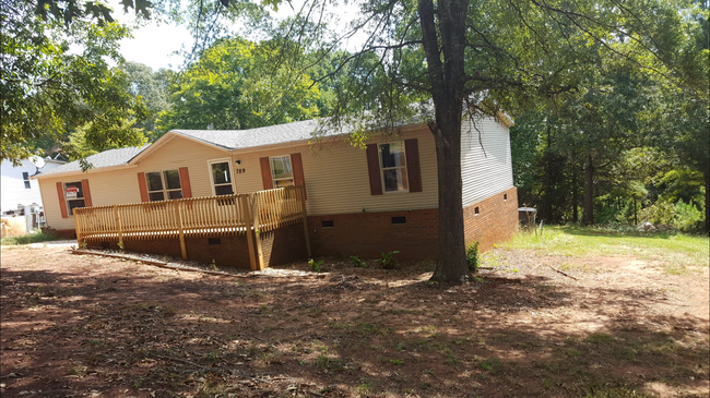 789 River Fork Rd in Waterloo, SC - Building Photo - Building Photo