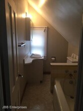 1020 18th Avenue A in Moline, IL - Building Photo - Building Photo