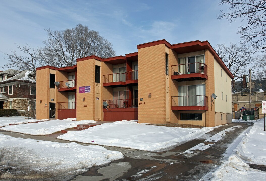 Kaanapali Apartments in Kansas City, MO - Foto de edificio