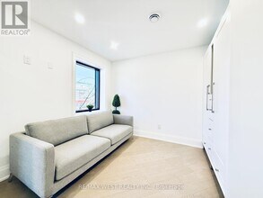 1618-1618 Bayview Ave in Toronto, ON - Building Photo - Building Photo