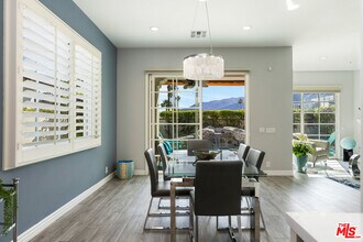 546 N Indian Canyon Dr in Palm Springs, CA - Building Photo - Building Photo