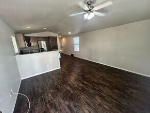 530 S Alma School Rd in Mesa, AZ - Foto de edificio - Building Photo