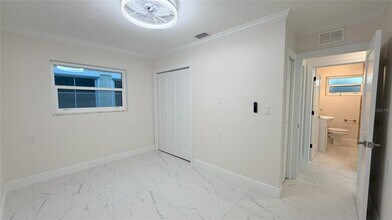 3727 Overlook Dr NE in St. Petersburg, FL - Building Photo - Building Photo