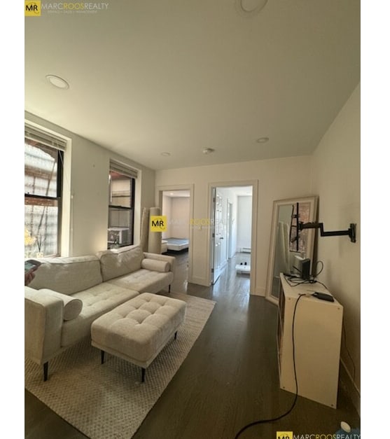property at 44A Joy St