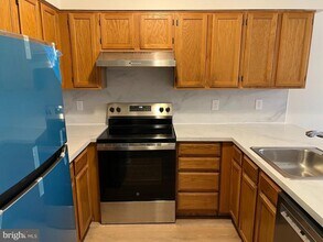 83 W Laurel Ave in Cheltenham, PA - Building Photo - Building Photo