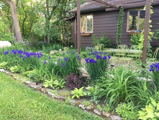 5309 N River Rd, Unit Lower level in Janesville, WI - Foto de edificio - Building Photo