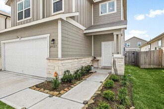 25927 Chicory Dr in Magnolia, TX - Foto de edificio - Building Photo