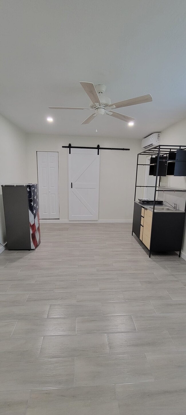 property at 600 SW 70th Ave