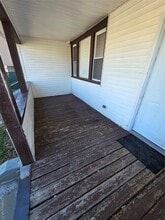 185 S Franklin St in Hempstead, NY - Building Photo - Building Photo