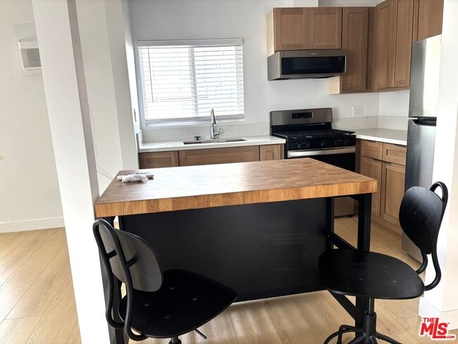 property at 132 Normandie Ave