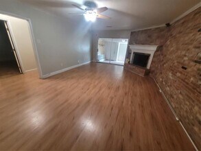 7708 Village Trail Dr in Dallas, TX - Building Photo - Building Photo