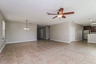 2653 Vineyard Cir in Sanford, FL - Building Photo - Building Photo