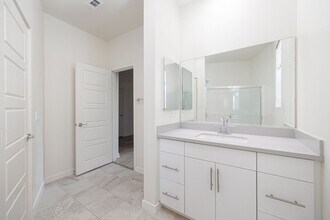 2048 Callisto Ter in Chula Vista, CA - Building Photo - Building Photo