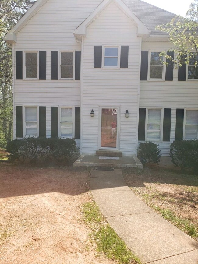 4815 Leinbach Dr in Winston-Salem, NC - Building Photo - Building Photo