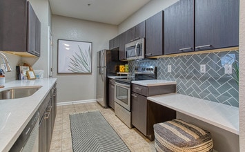 The Place on Millenia Apartments in Orlando, FL - Building Photo - Interior Photo